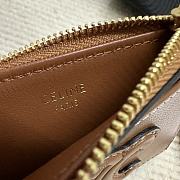 Bagsaaa Celine Zipped Card Holder Cuir Triomphe In Shiny Calfskin brown - 11cm - 2