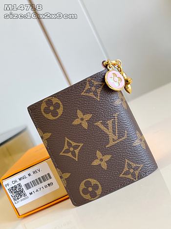 Bagsaaa M14718 LV Charms Pocket Wallet Pink - 10cm