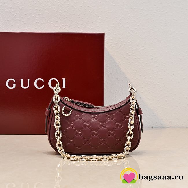 Bagsaaa Gucci GG Emblem mini shoulder bag 847091 red - 19cm - 1