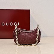 Bagsaaa Gucci GG Emblem mini shoulder bag 847091 red - 19cm - 1