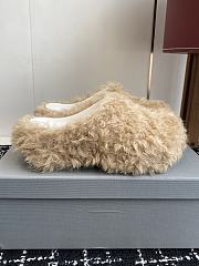 Bagsaaa Balenciaga Faux Fur Mule Crocs Slippers beige - 1