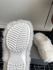 Bagsaaa Balenciaga Faux Fur Mule Crocs Slippers white - 4
