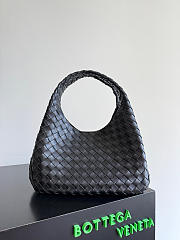Bagsaaa Bottega Veneta Campana Bag 844249 Black - 33cm - 1
