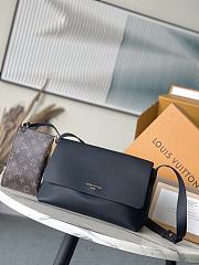 Bagsaaa LV M13148 Low Key Messenger Bag Black - 30 x 18 x 12 cm - 1
