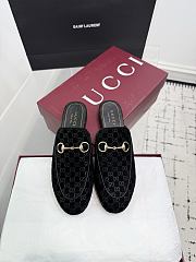 Bagsaaa Gucci Women's Princetown slipper 802163 black GG velvet - 1