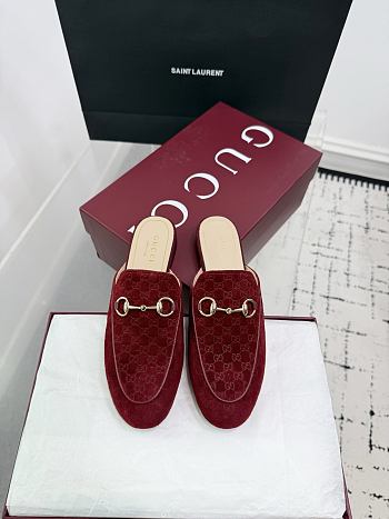 Bagsaaa Gucci Women's Princetown slipper 802163 red GG velvet