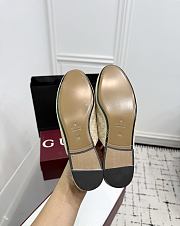 Bagsaaa Gucci Women's Princetown slipper 802163 beige GG velvet - 4