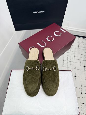Bagsaaa Gucci Women's Princetown slipper 802163 green GG velvet