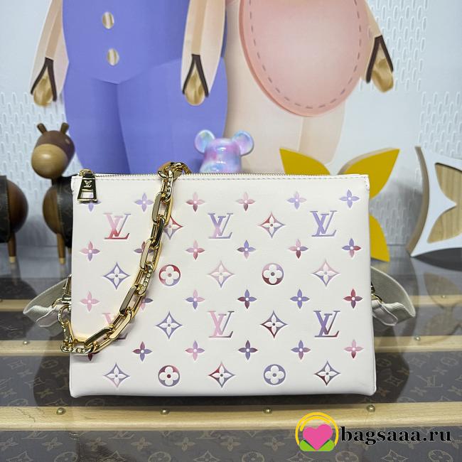 Bagsaaa LV M25507 Coussin PM Dream Cream - 26cm - 1