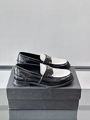 Bagsaaa Prada Two-tone brushed leather loafers - 1