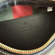 Bagsaaa Gucci GG Emblem small shoulder bag 847447 black - 24cm - 3