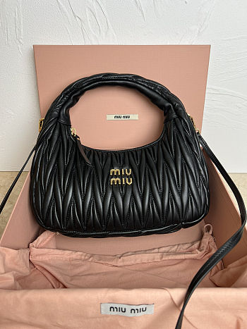 Bagsaaa Miu Miu Wander matelassé nappa leather hobo bag 5BC153 black - 25cm