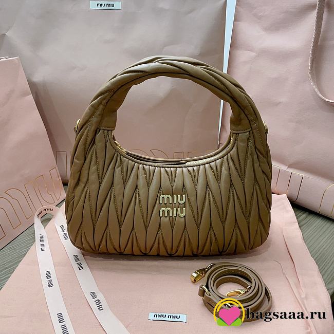 Bagsaaa Miu Miu Wander matelassé nappa leather hobo bag 5BC153 caramel - 25cm - 1