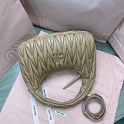 Bagsaaa Miu Miu Wander matelassé nappa leather hobo bag 5BC153 caramel - 25cm - 3