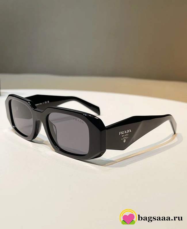 Bagsaaa Prada Symbole sunglasses black - 1