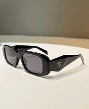 Bagsaaa Prada Symbole sunglasses black - 1