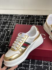 Bagsaaa Gucci chunky sneaker 848307 white & gold - 3