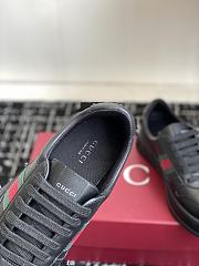 Bagsaaa Gucci chunky sneaker 848307 black - 3