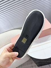 Bagsaaa Miu Miu Shearling slides white - 4
