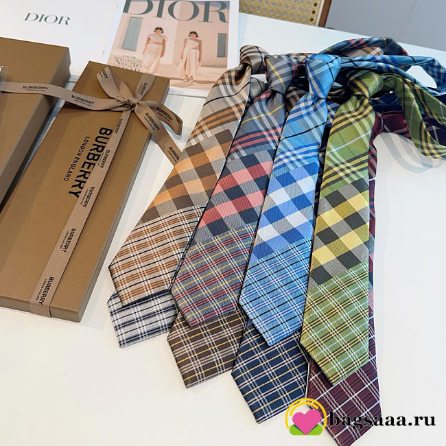 Bagsaaa Burberry Set 4 Ties - 1