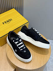 Bagsaaa Fendi Force low-top sneakers in black - 4