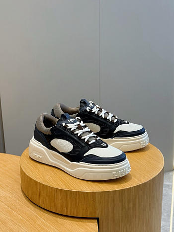 Bagsaaa Fendi Force sneakers