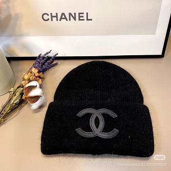Bagsaaa Chanel Full Black Beanie