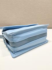 Bagsaaa Prada small padded Re-Nylon shoulder bag blue - 23cm - 4
