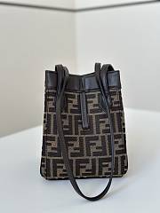 Bagsaaa Fendi Origami Mini Brown FF jacquard fabric mini bag that can be transformed - 19cm - 2