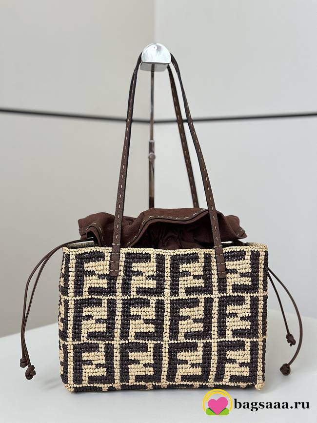 Bagsaaa Fendi Small Roll Brown FF raffia crochet shopper with pouch - 23cm - 1