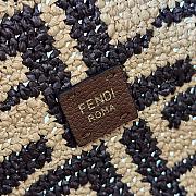 Bagsaaa Fendi Small Roll Brown FF raffia crochet shopper with pouch - 23cm - 3