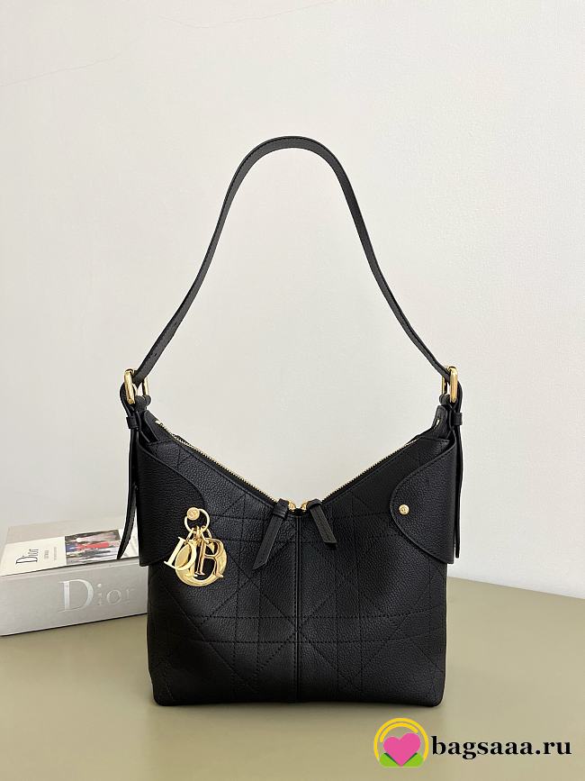 Bagsaaa Small Dior Voyage Bag Black Flat Macrocannage Grained Calfskin - 22cm - 1