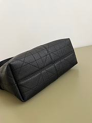 Bagsaaa Small Dior Voyage Bag Black Flat Macrocannage Grained Calfskin - 22cm - 4