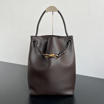 Bagsaaa Bottega Veneta Andiamo Bucket 844169 fondant - 34cm