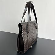 Bagsaaa Bottega Veneta Intrecciato leather briefcase in brown - 41cm - 4