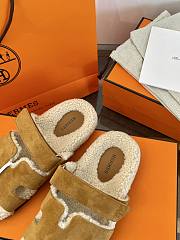 Bagsaaa Hermes Chypre sandal brown & shearling - 2
