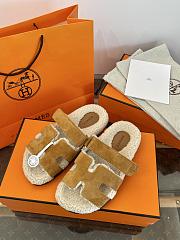 Bagsaaa Hermes Chypre sandal brown & shearling - 3