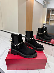 Bagsaaa Valentino Garavani Rockstud 55 suede ankle boots in black - 1