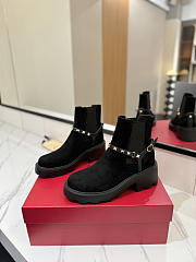 Bagsaaa Valentino Garavani Rockstud 55 suede ankle boots in black - 2