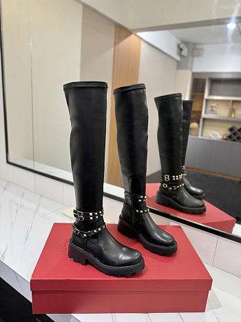 Bagsaaa Valentino Garavani Rockstud leather combat boots black