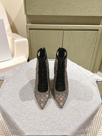 Bagsaaa Dior D-Lace ankle boots in gray mesh