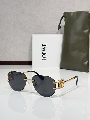 Bagsaaa Loewe Glasses 01