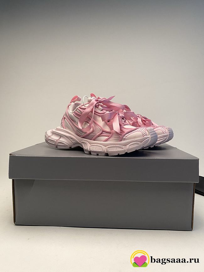 Bagsaaa Balenciaga 3XL sneakers in pink with satin bows - 1