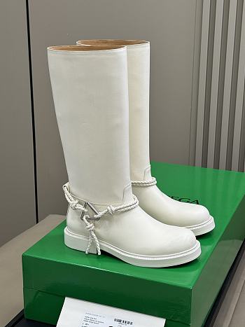 Bagsaaa Bottega Veneta knee-high boots white