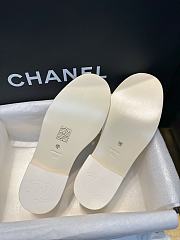 Bagsaaa Chanel 24A Chain Loafer white - 4