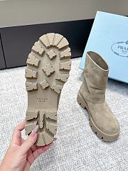 Bagsaaa Prada Monolith boots in beige suede - 4