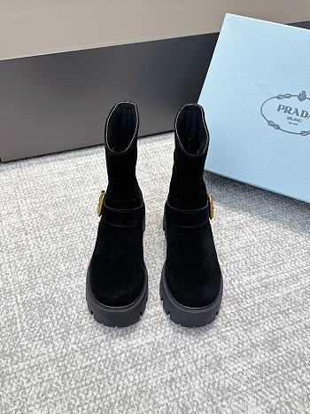 Bagsaaa Prada Monolith boots in black suede