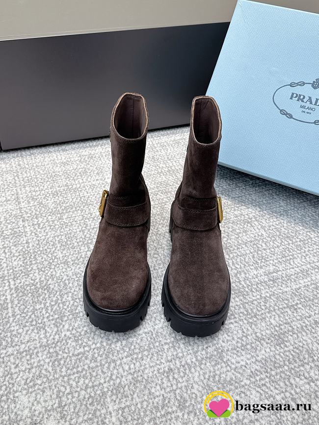 Bagsaaa Prada Monolith boots in brown suede - 1