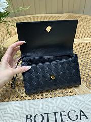 Bagsaaa Bottega Veneta Andiamo Pouch 836940 black - 19cm - 4