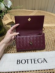 Bagsaaa Bottega Veneta Andiamo Pouch 836940 red - 19cm - 2
